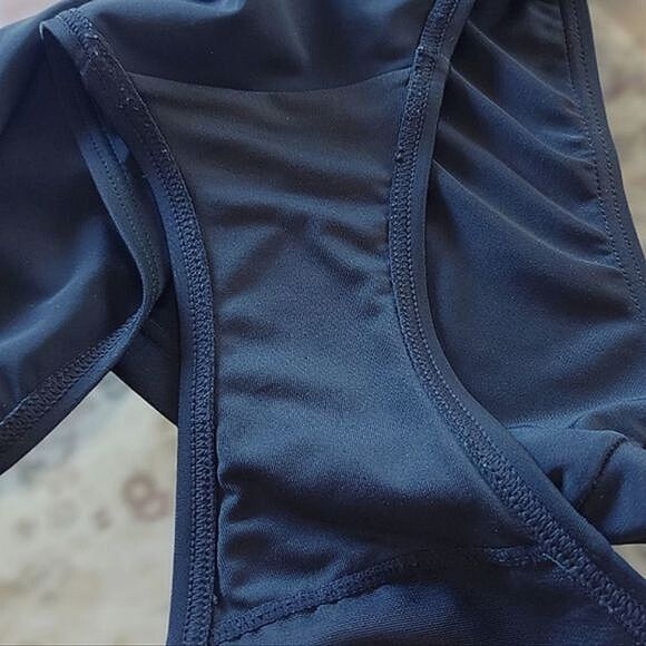 Silhouette Solution black bikini bottoms - Picture 5 of 10